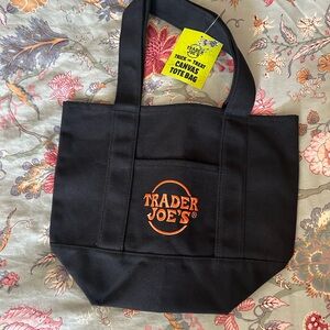 NWT Mini Trader Joe’s Halloween Tote